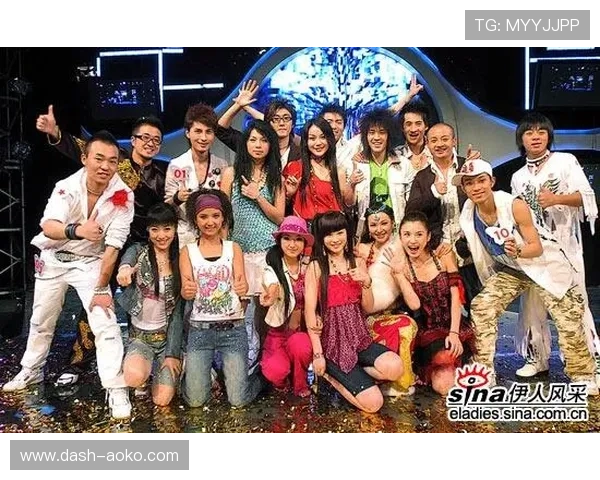 足球球星战歌中文翻译版：荣耀与梦想的赛场之歌